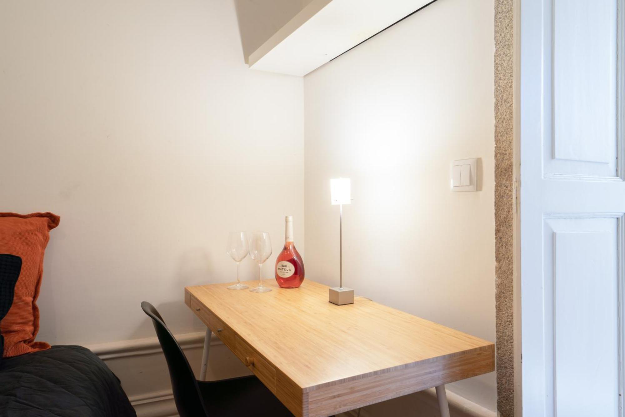 Host Wise - Sweet Bright Flats - City Center 포르투 외부 사진